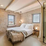 Apartman Sfida *